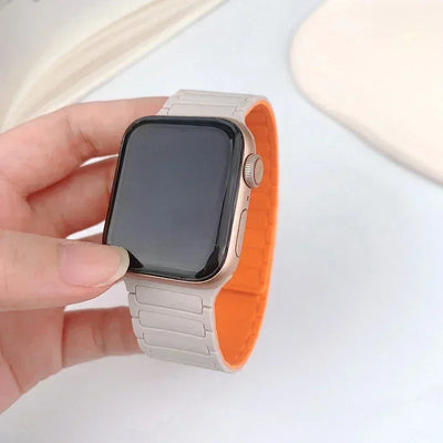 Magnetic Strap for Apple Watch Band 45mm 44 mm 40mm 46mm 41mm 42mm 38 Silicone Bracelet iWatch Series 8 7 6 Se 9 10 Ultra2 49mm